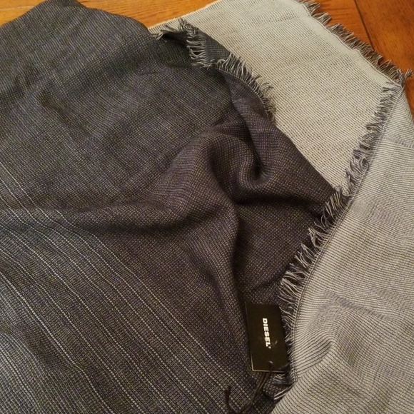 🆕️Diesel Segrade scarf light/dark blue, Italy - Picture 7 of 8